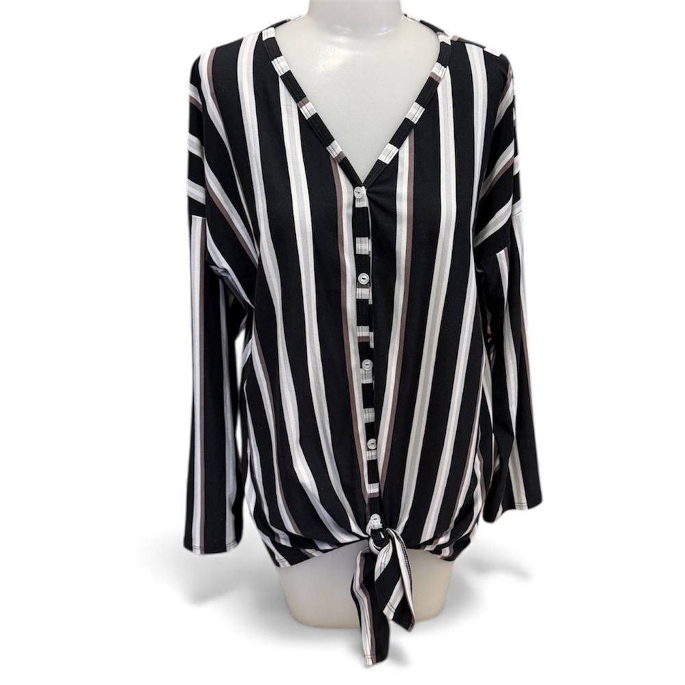Betsys Boutique Shop Striped V Neck Button Front Tie Hem Long Sleeve Womens M‎